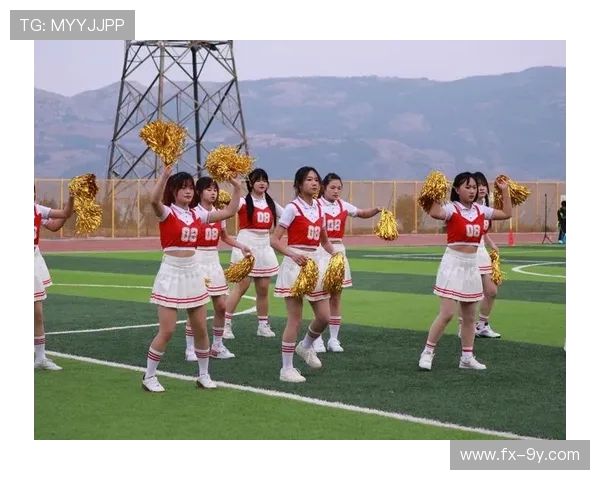 妹妹足球赛场惜败仍笑对挫折展现拼搏精神感动全场观众